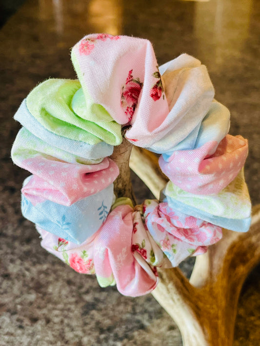 SCRUNCHIE